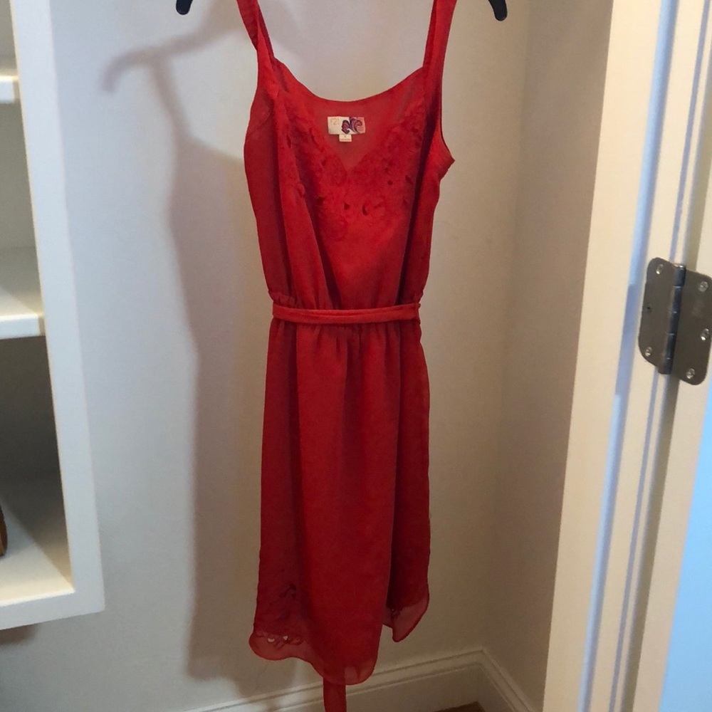Beautiful chiffon-like fabric, semiformal spring fling dress